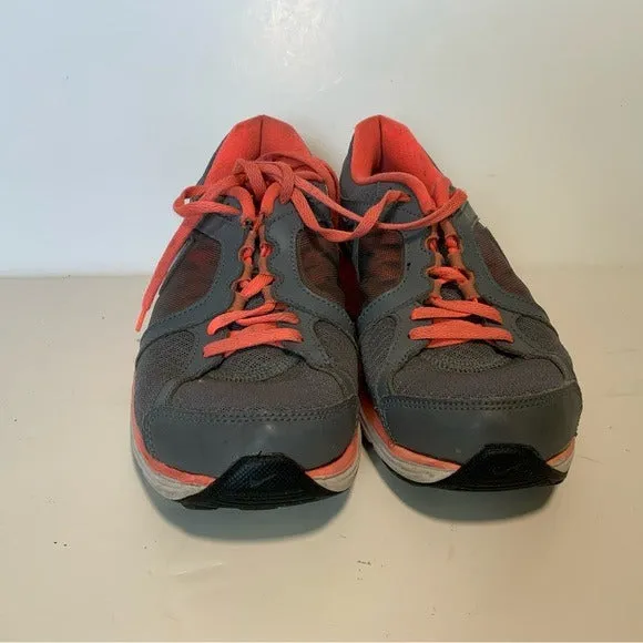 NIKE Gray and Peach Mesh Panel Athletic Sneaker Shoes